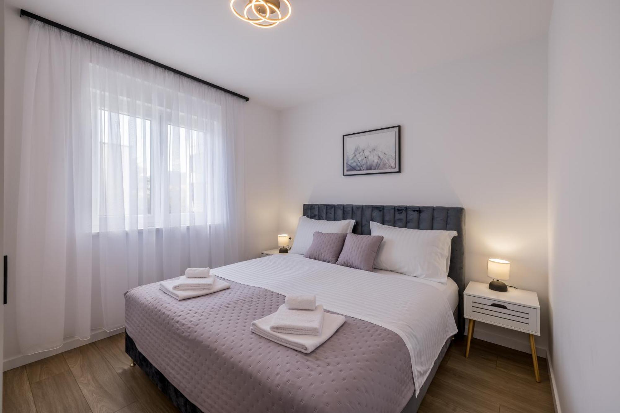 Adriatic Nest, Cozy And Modern Two Bedroom Apartment Kastela Exterior photo