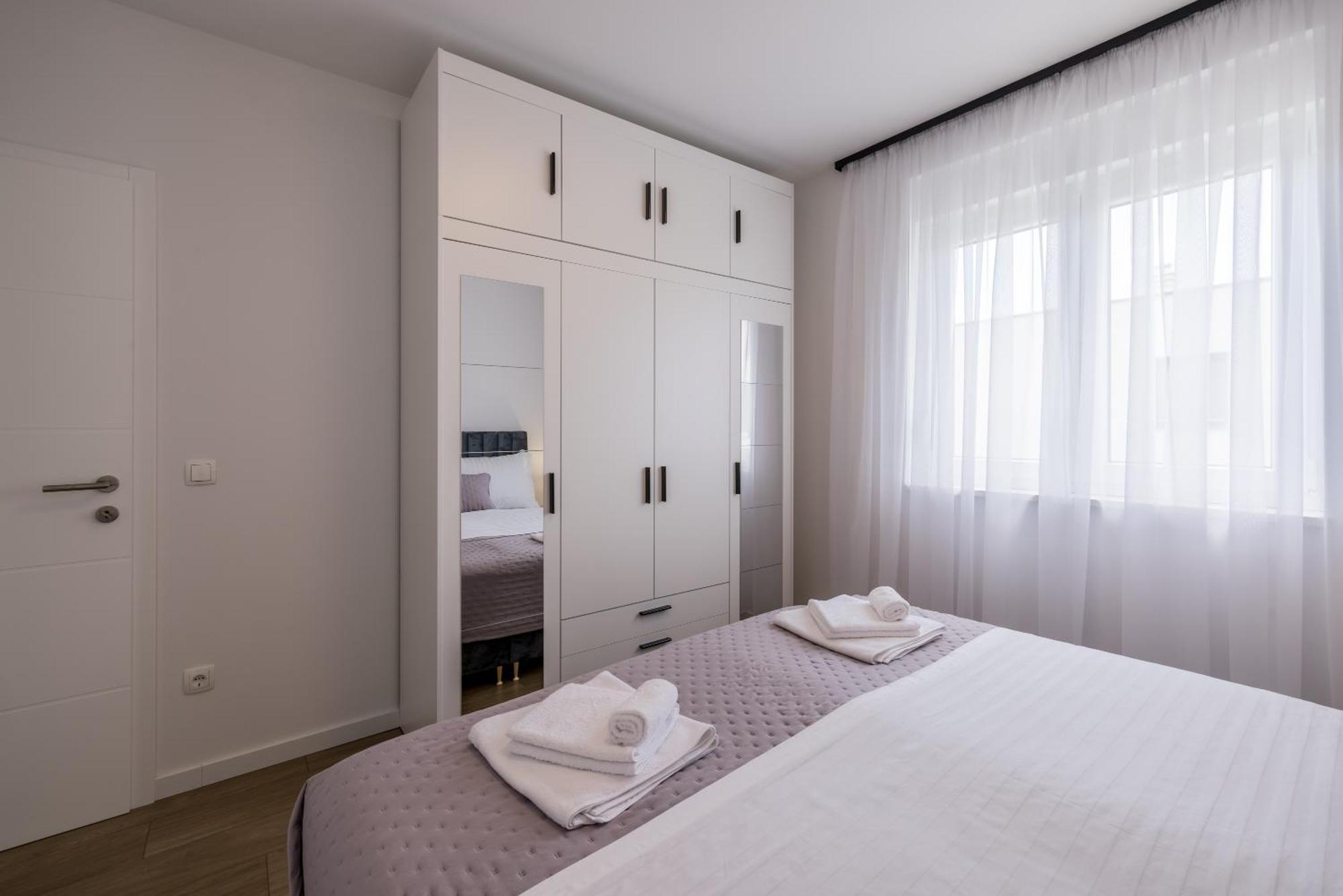 Adriatic Nest, Cozy And Modern Two Bedroom Apartment Kastela Exterior photo