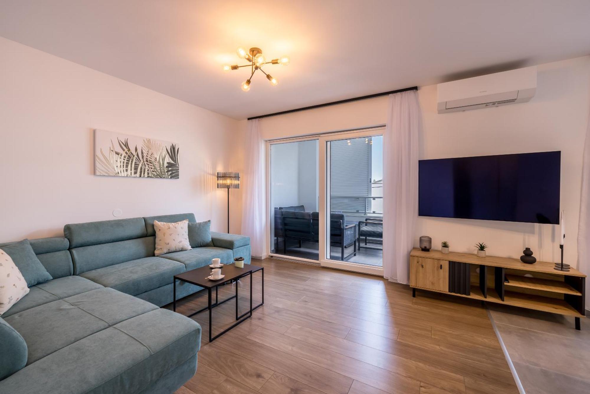 Adriatic Nest, Cozy And Modern Two Bedroom Apartment Kastela Exterior photo